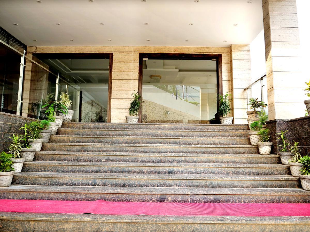 Hotel Trance Ganga Tapovan Экстерьер фото